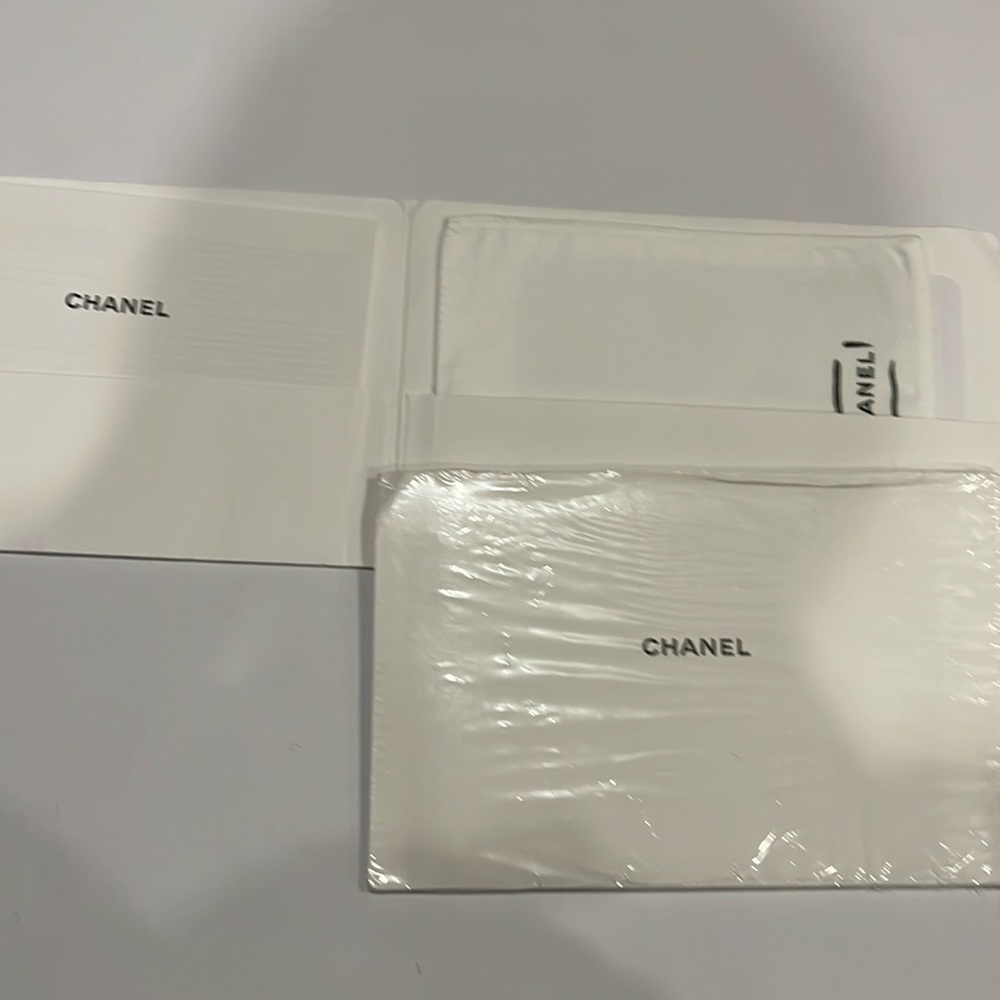 Chanel Purse Authentication Information Plus Cloth For Cleaning